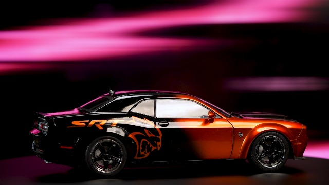 Amazon.com: Jada 1:18 Pink Slips Dodge Challenger Redeye : Toys